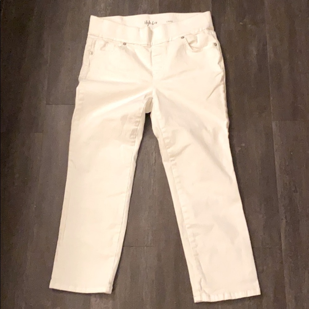 White capris